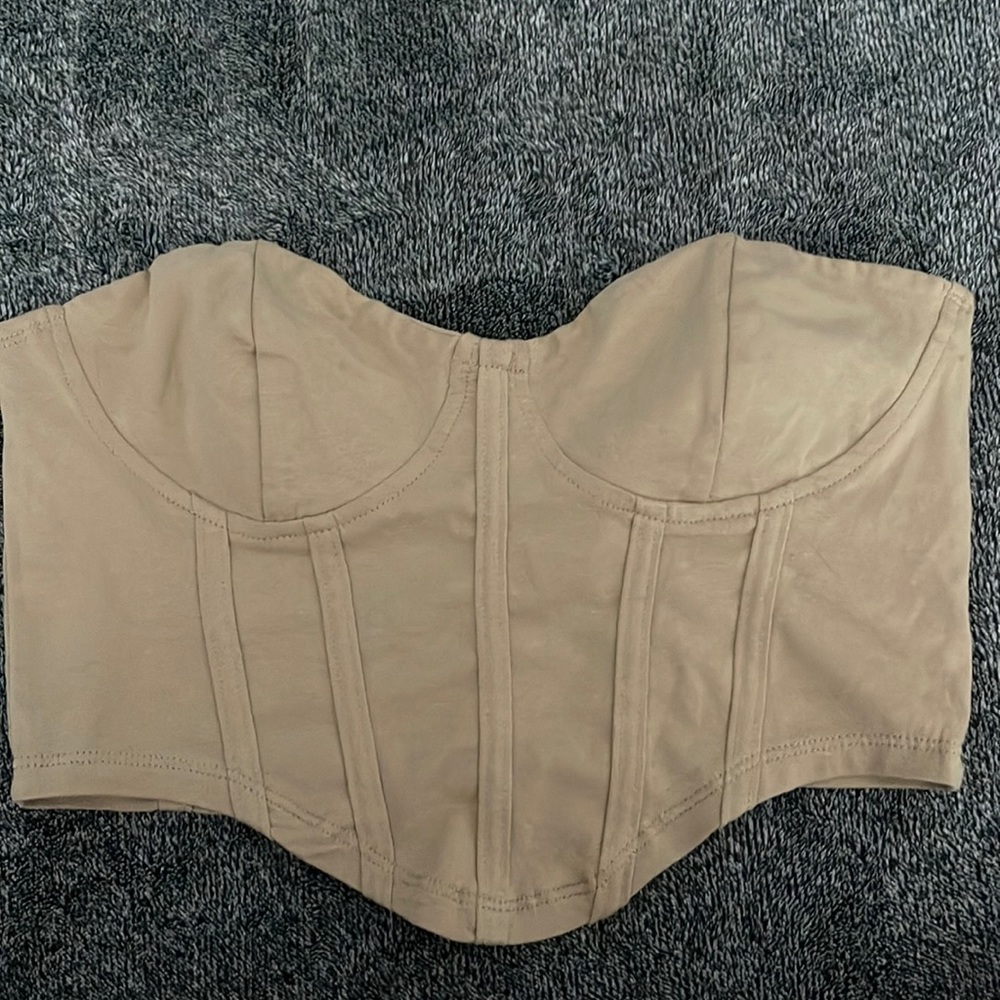 Too small, never worn